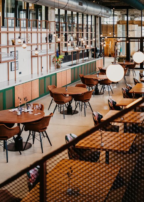 Interieur van Gastrobar de Timmerfabriek in Vlissingen